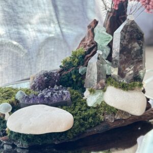 秘境森林景观 · 水晶疗愈摆件 Mystic Forest Crystal Landscape · Healing Crystal Decor
