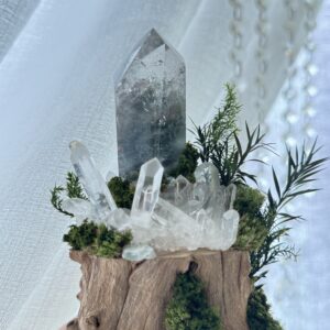 绿幽灵能量摆件 · Green Phantom Quartz Energy Decor