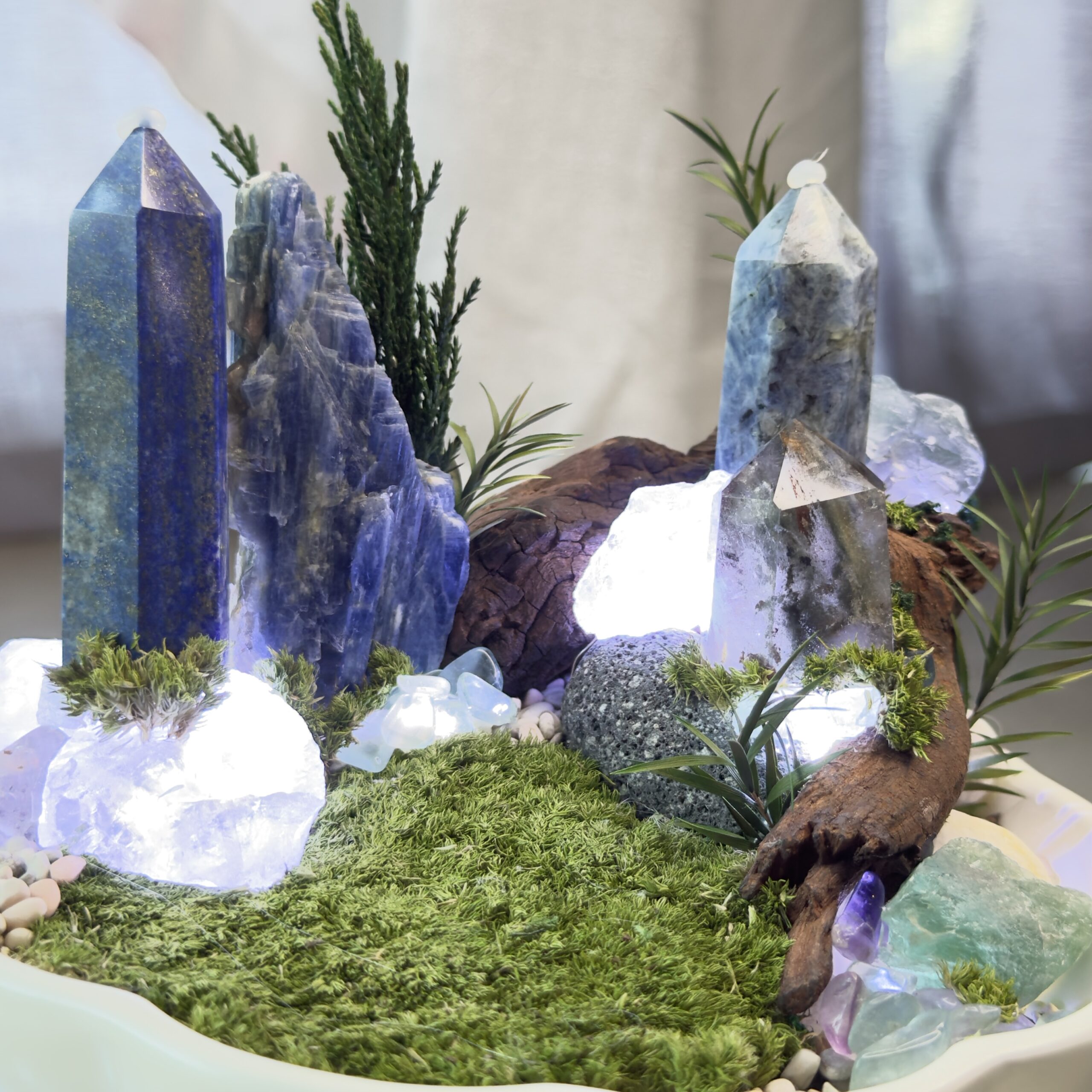 蓝晶石 × 青金石 能量森林景观 · Kyanite × Lapis Lazuli Forest Energy Decor