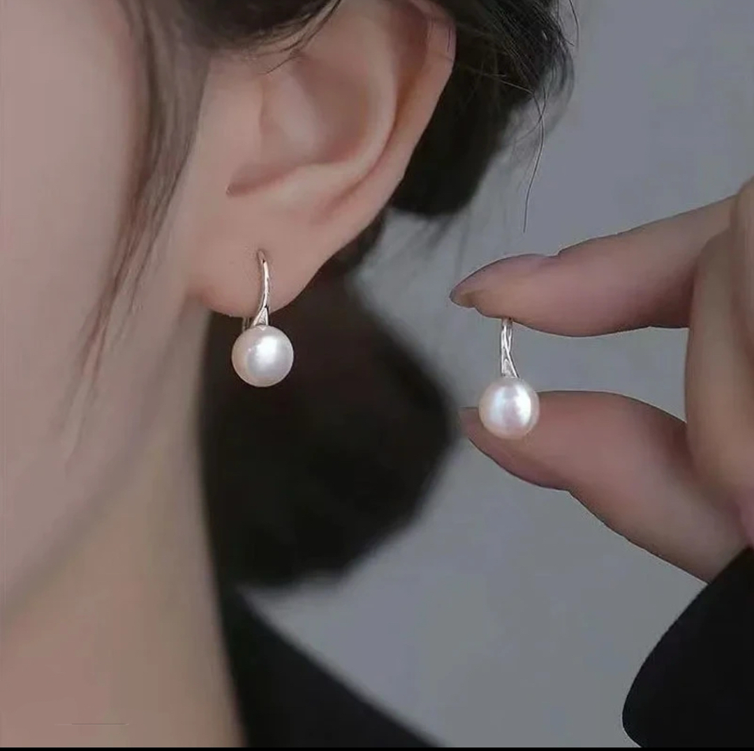freshwater pearl drop earrings on S925 silver hooks